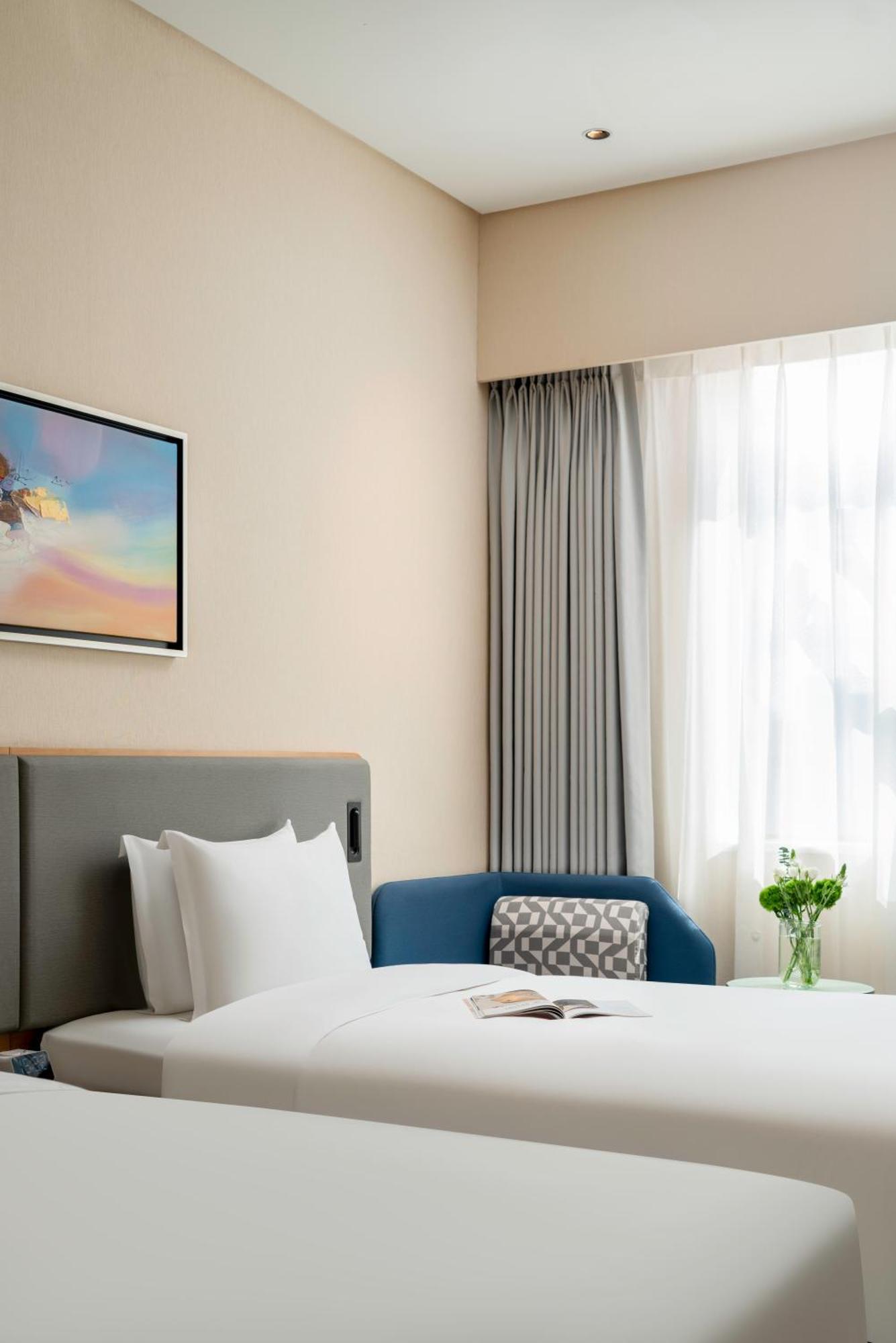 Holiday Inn Express Chengdu Gulou-Tianfu Square Chunxi Road Branch Exterior photo